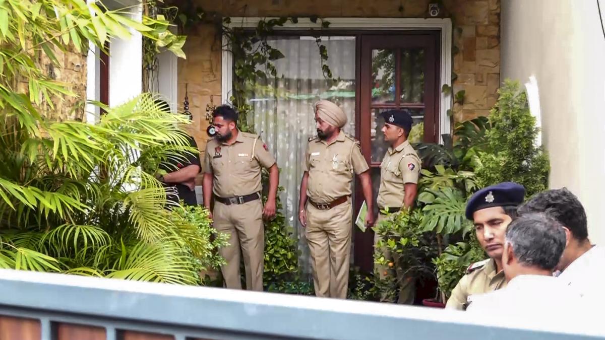 Senior Haryana IPS officer Y. Puran Kumar’s house under investigation after alleged suicide, DGP Shatrujeet Kapur sent on leave