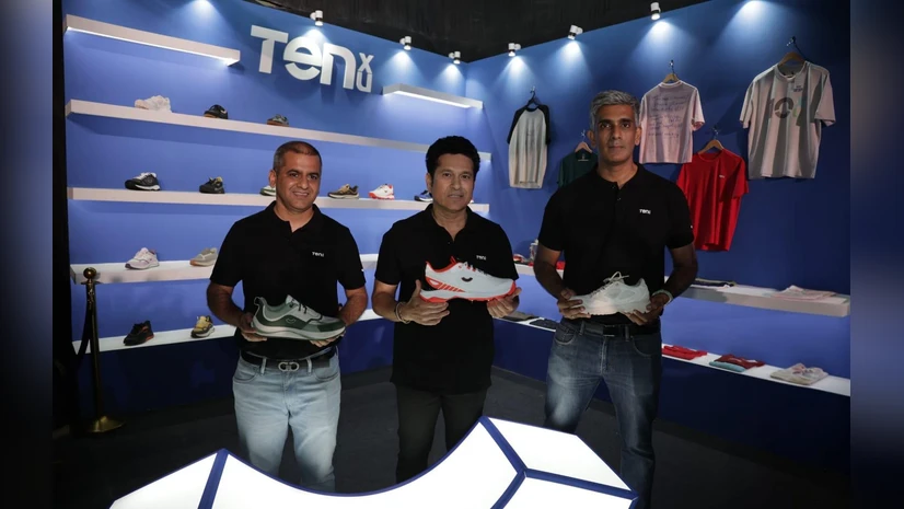 Sachin Tendulkar launching Ten X You Sportswear collection